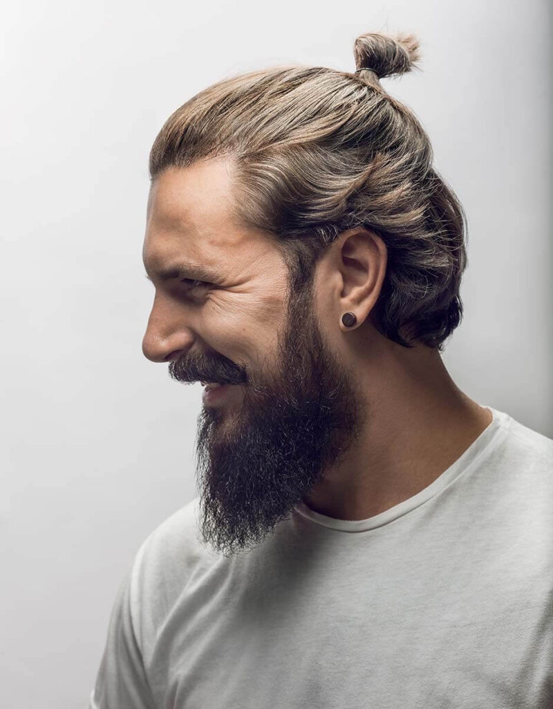 hairstyle with beard